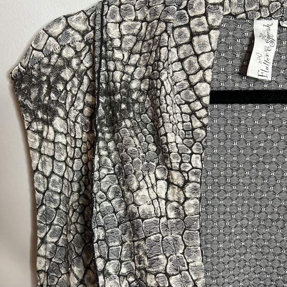Flutter & Squeak snake skin print open front waterfall style cardigan size Xl - Picture 2 of 6